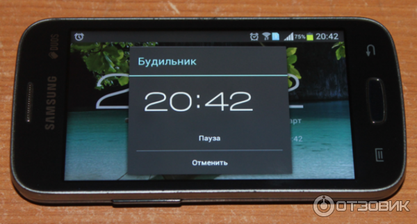 Смартфон Samsung Galaxy Star Plus GT-S7262 фото