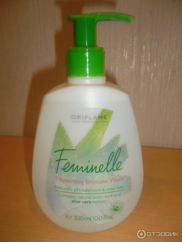 Очищающее средство для интимной гигиены oriflame Feminelle Protecting intimate Wash aloe vera фото