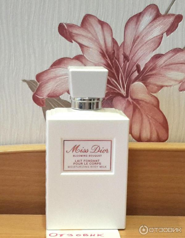 Парфюмированное молочко для тела Christian Dior Miss Dior Blooming Bouquet фото