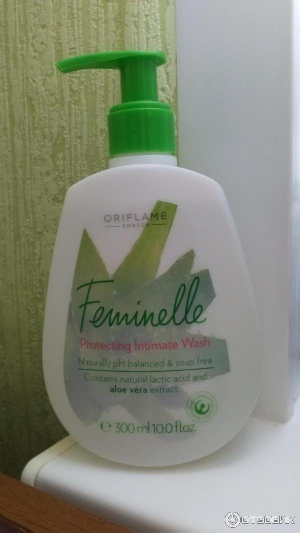 Очищающее средство для интимной гигиены oriflame Feminelle Protecting intimate Wash aloe vera фото