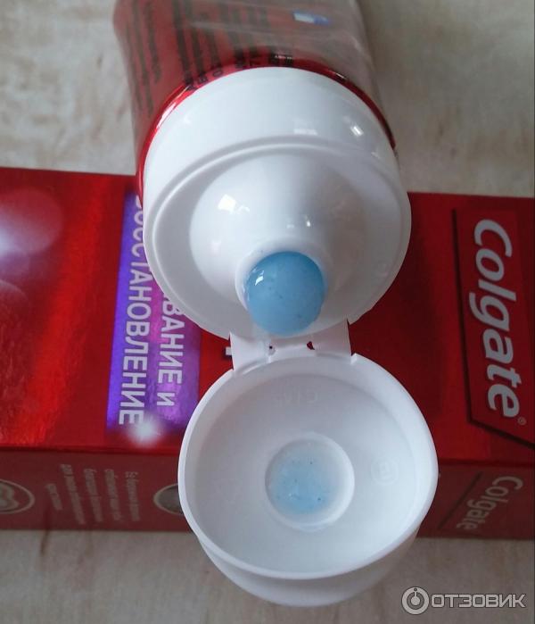 Зубная паста Colgate Optic White фото