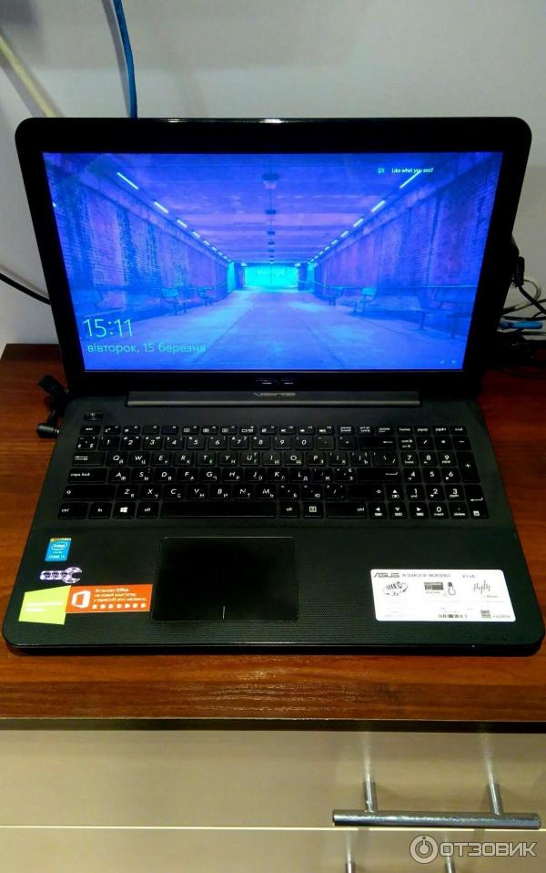 Ноутбук Asus X554L фото