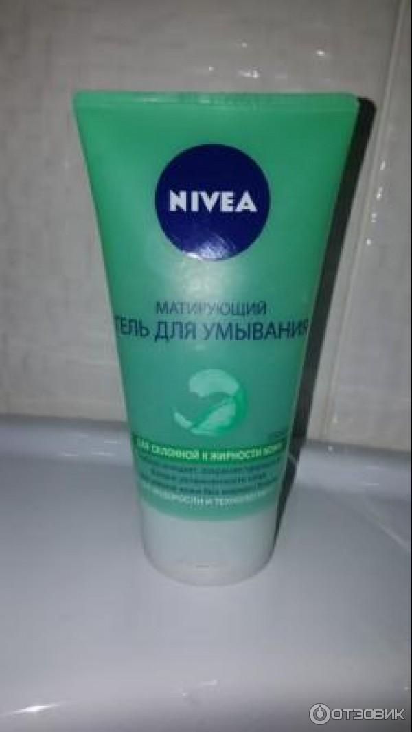 Очищающий гель для умывания Nivea Aqua Effect фото