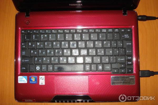 Нетбук Toshiba Satellite T110-12H