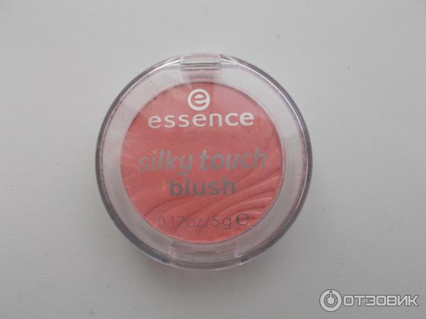 Румяна компактные Essence Silky touch blush фото