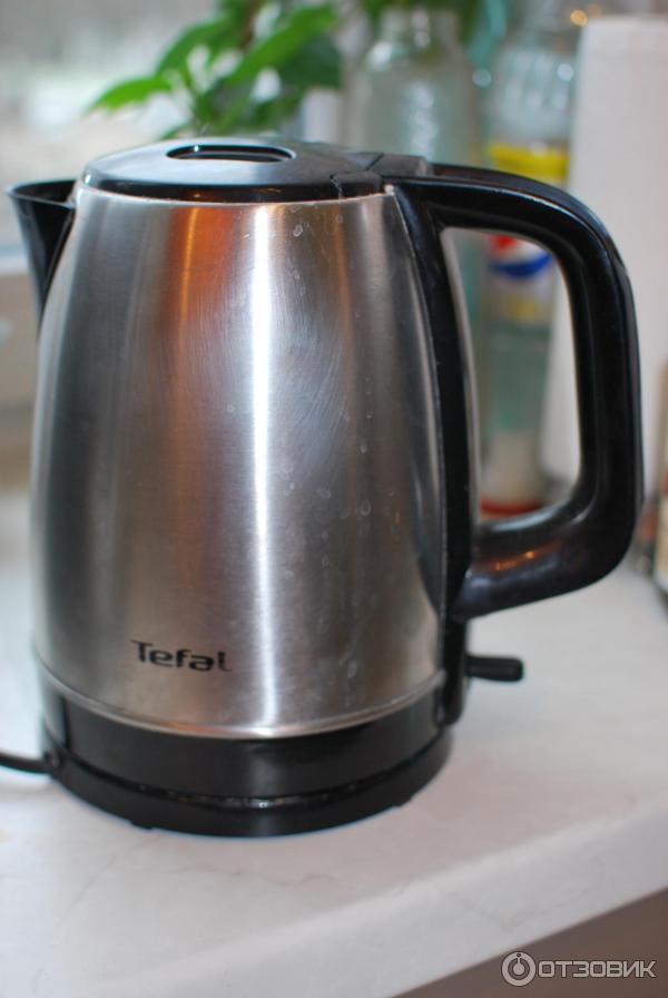 Электрочайник tefal bronx ki513d10. Чайник Tefal ki150d30. Электрический чайник Tefal ki 583, медь. Электрический чайник Tefal bouilloire ki583e10. Электрический чайник бош Тефаль нержавейка.