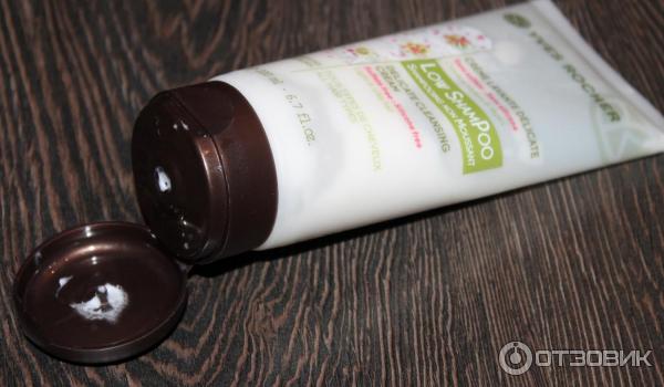 Мягкий крем для мытья волос с боярышником Yves Rocher фото