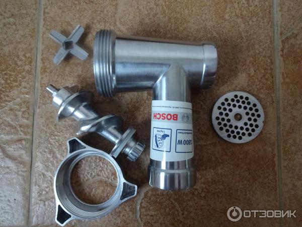 Содержимое шнековой трубки мясорубки Bosch MFW 66020