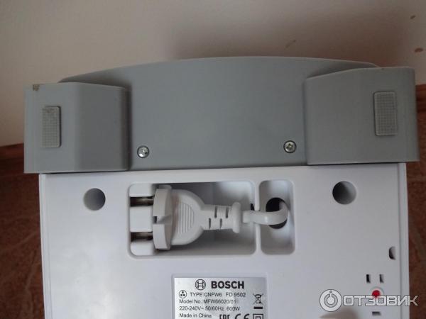 Прорезиненные накладки у мясорубки Bosch MFW 66020