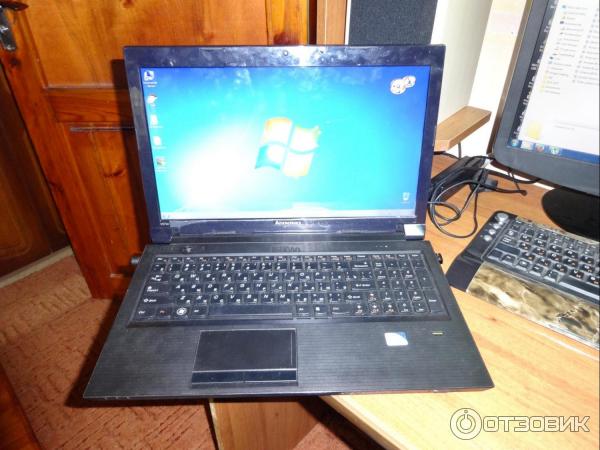 Ноутбук Lenovo V570c фото