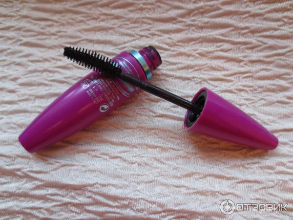 Тушь для ресниц Maybelline New York The Falsies Volum Express фото