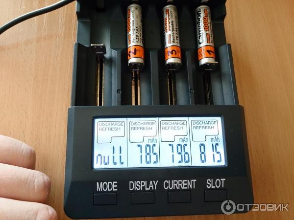 Универсальное интеллектуальное зарядное устройство OPUS BT-C3100 v 2.2 фото