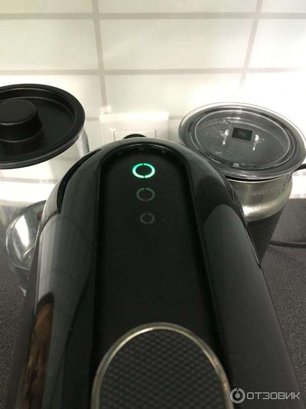 Кофемашина Delonghi Nespresso U&Milk EN 210 фото