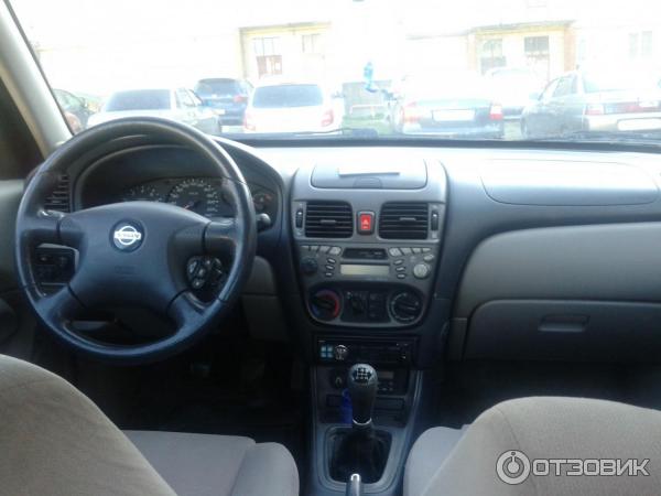 Автомобиль Nissan Almera N16 седан фото