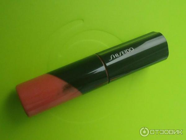 Помада-блеск Shiseido Lacquer Rouge фото