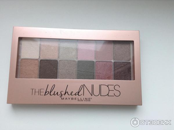 Палетка теней Maybelline The Nudes eyeshadow palette фото