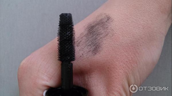 Тушь для ресниц Max Factor Excess Volume Extreme Impact Mascara фото