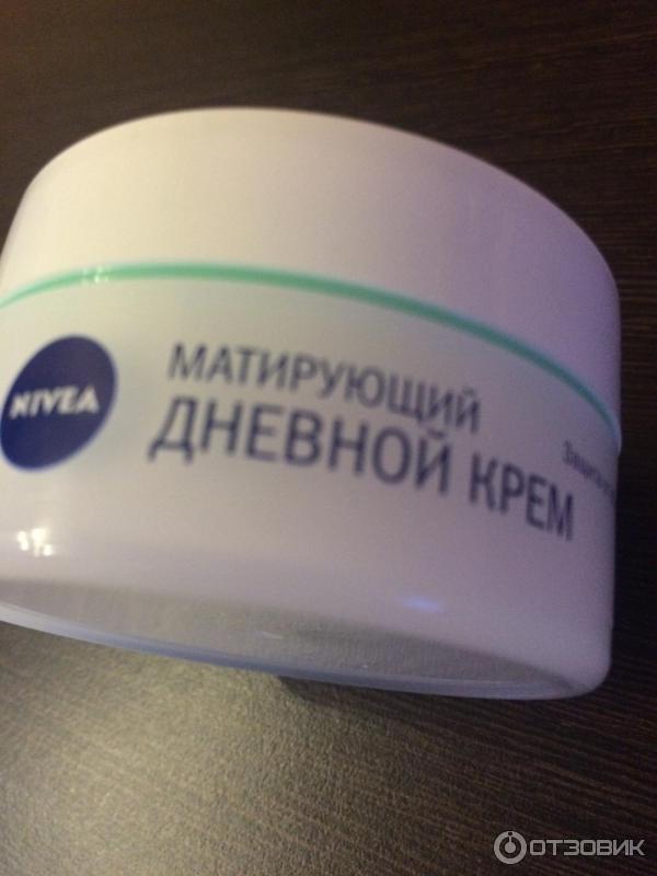 Матирующий дневной крем Nivea фото