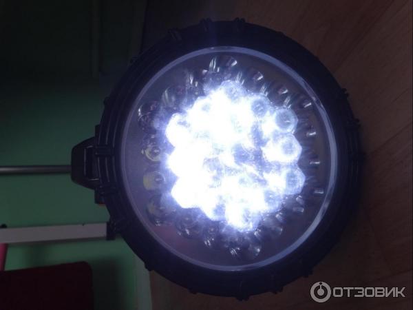 Светодиодный фонарь Candle power spotlight фото