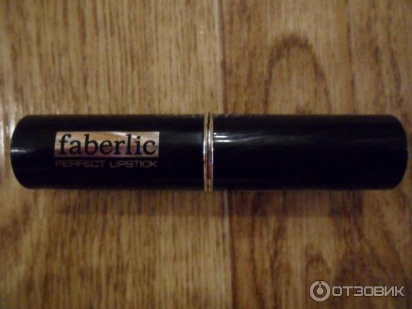 Стойкая губная помада Faberlic Стойкий поцелуй фото