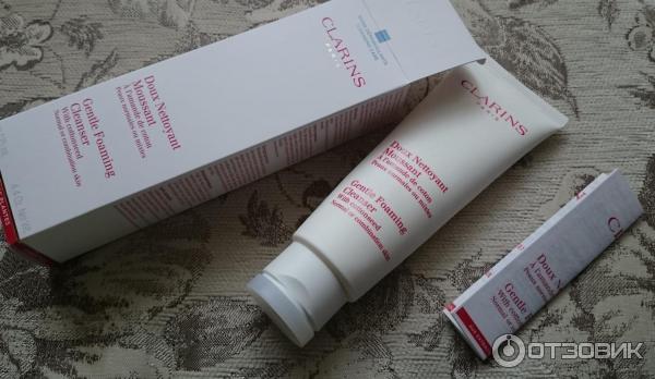 Крем который не оставляет. Крем лимон. Трехцветный крем для лица. Vitanica крем для лица. Бежевый крем на руке.