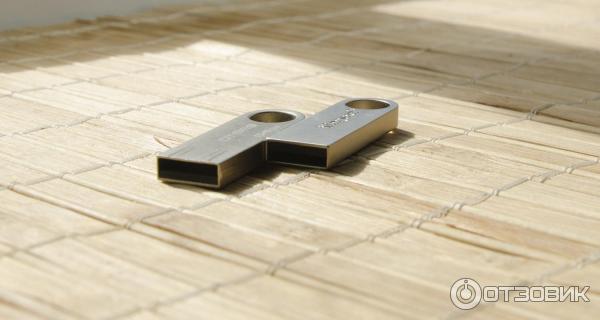 USB Flash drive Kingston DataTraveler SE9 фото