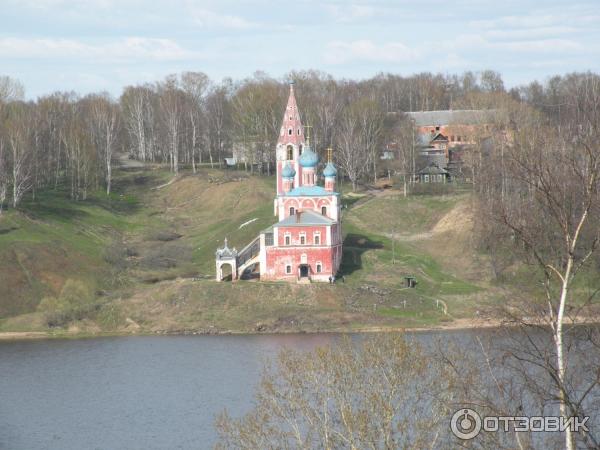 Вид с противоположного берега