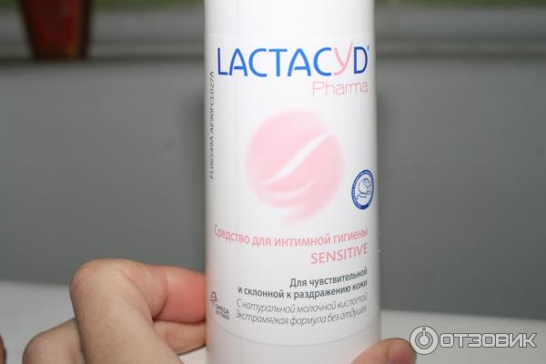 Средство для интимной гигиены Lactacyd Pharma Sensitive фото