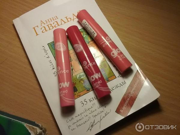 Бальзам для губ Essence Glow Tinted Lip Balm фото