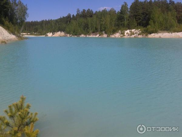 Уральское бали каолиновый. Каолиновый карьер кыштым. Голубое озеро кыштым. Коалиновый карьер. Бали, каолиновый карьер у кыштыма.