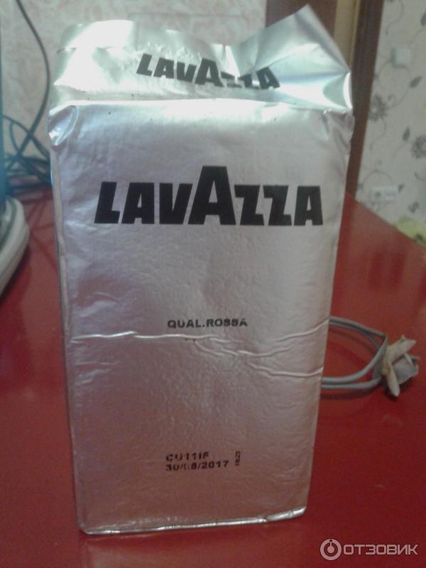 Кофе натуральный жареный молотый Lavazza Qualita Rossa фото