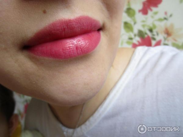 Блеск-лак для губ Catrice Made To Stay Smoothing Lip Polish фото