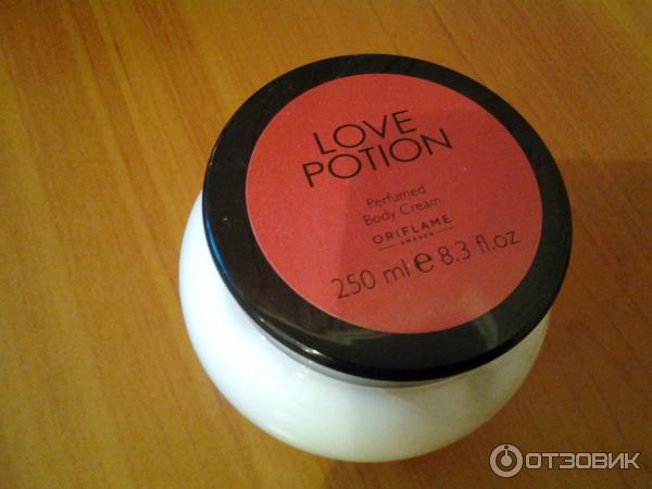 Парфюмированный крем для тела Oriflame Love Potion фото