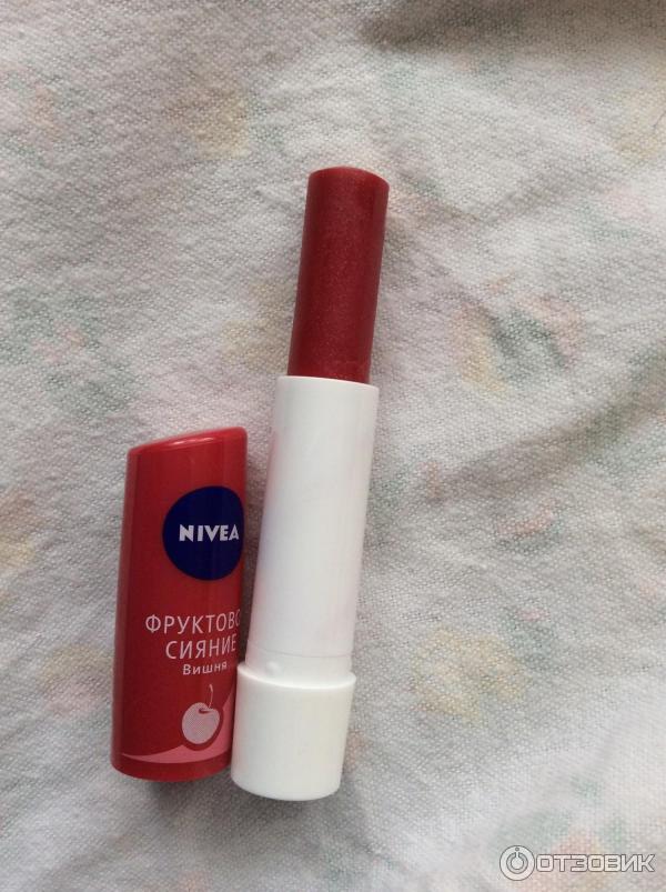 Бальзамы для губ Nivea фото