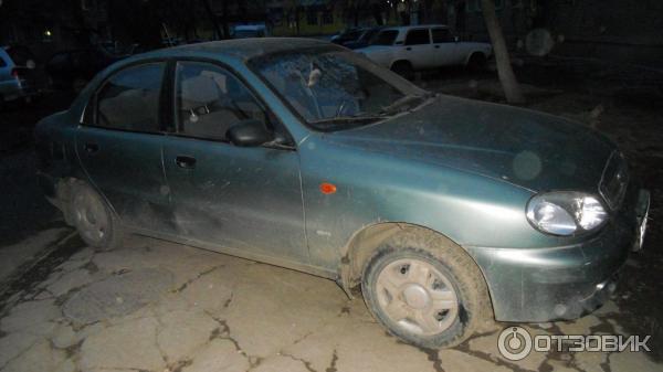 Автомобиль Chevrolet Lanos седан фото