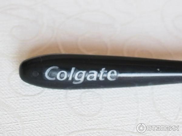 Зубная щетка Colgate 360 Древесный уголь фото