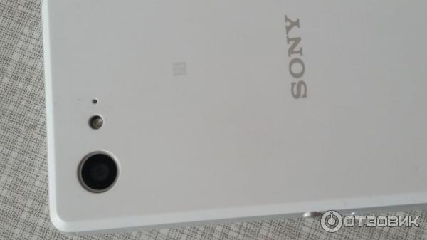 Смартфон Sony Xperia E3 фото