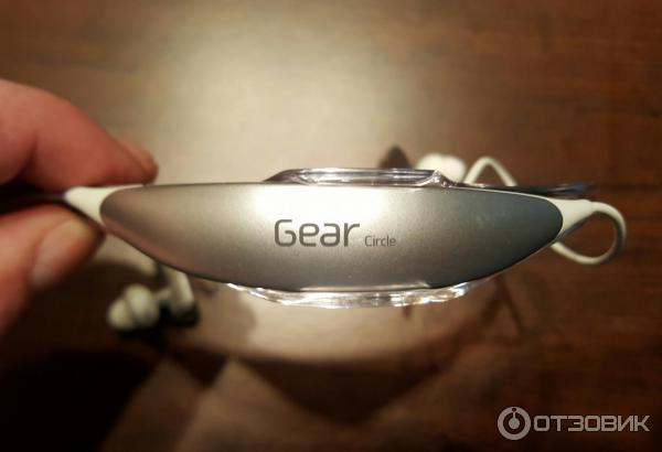 Гарнитура Gear Circle от Samsung