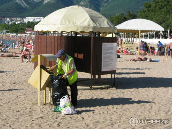 Пляж песочный Центральный (Россия, Геленджик) фото