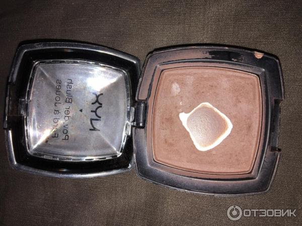 NYX taupe powder blush