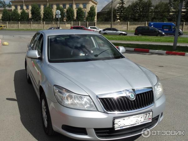 Автомобиль Skoda Octavia хэтчбек фото