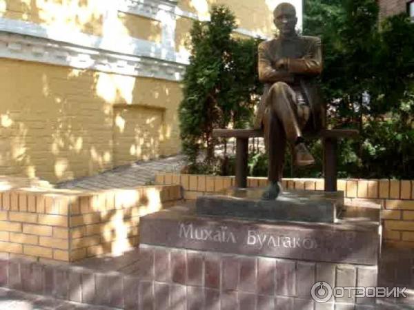 Литературно-мемориальный музей М. Булгакова Дом Турбиных (Украина, Киев) фото