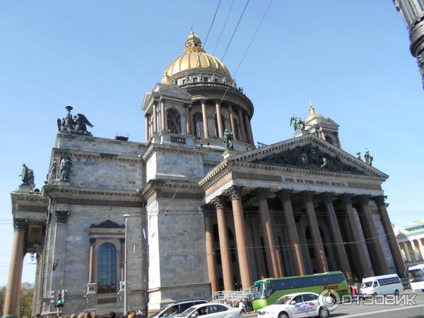 Обзорная автобусная экскурсия City Tour по Санкт-Петербургу (Россия) фото