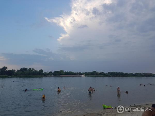 Казачий пляж Старочеркасск. Пляж в Старочеркасске казачий Дон. Старочеркасск Ростовская область пляж. Казачий Дон беседки Старочеркасск.