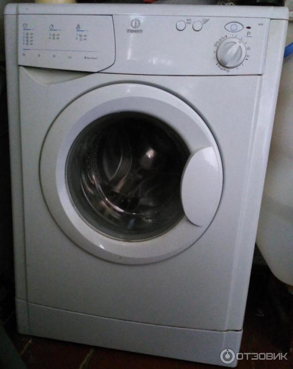 Стиральная машина Indesit WI81 фото