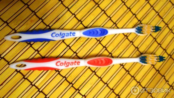 Набор зубных щеток Colgate 1+1 фото