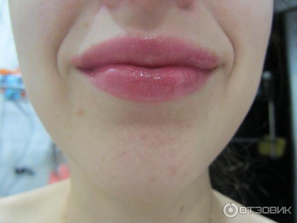 Блеск для губ Lumene Wild Rose Pearl Lip Gloss фото