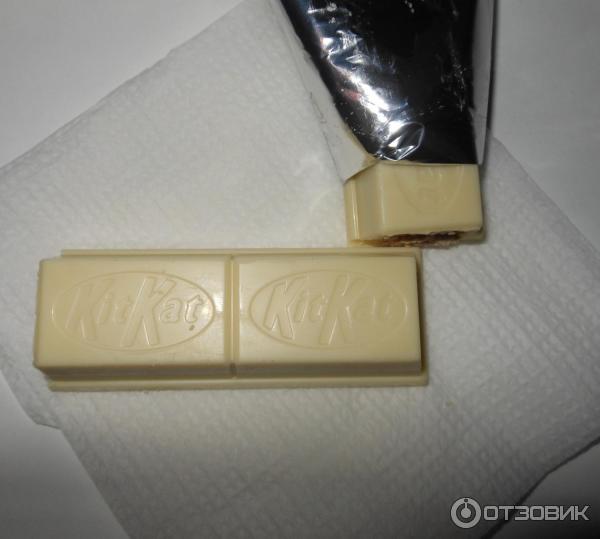 Шоколад Nestle KitKat Chunky White фото