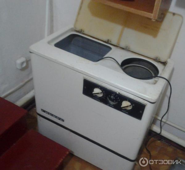 Ответы Mail.ru: Стиральная машина сибирь. почему наливая воду она уходит в центр