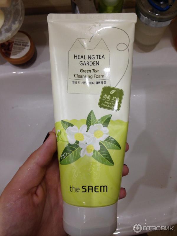 Пенка для умывания The Saem Healing tea garden Green tea cleansing foam фото